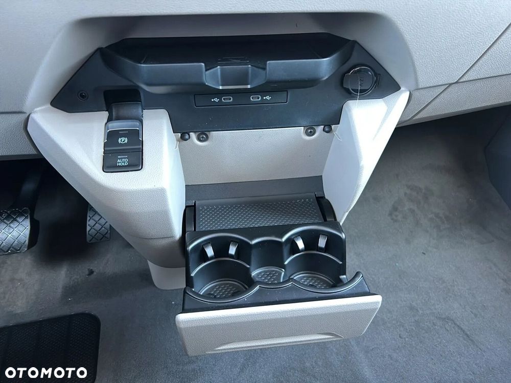 Volkswagen California - 31
