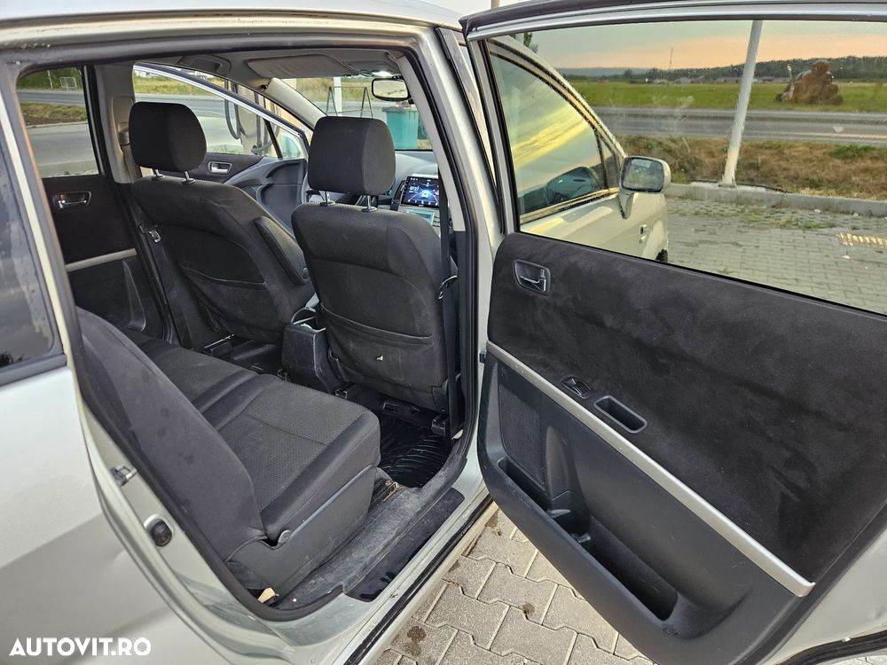 Toyota Corolla Verso 1.8 Sol - 14