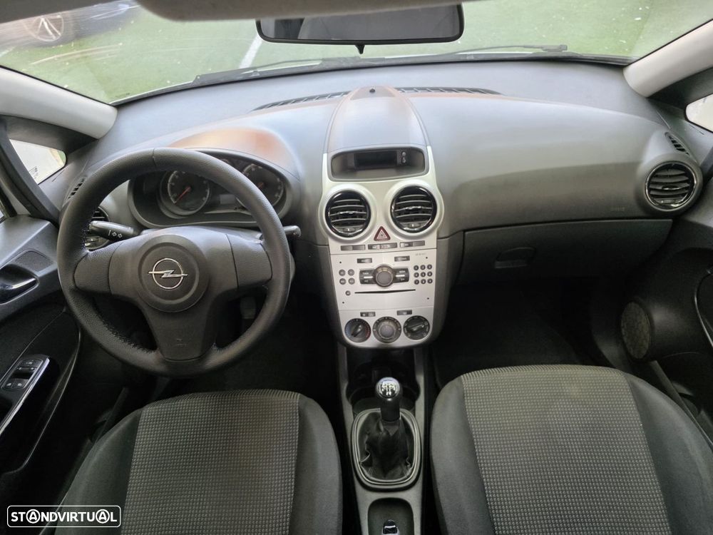 Opel Corsa 1.2 Connect - 19