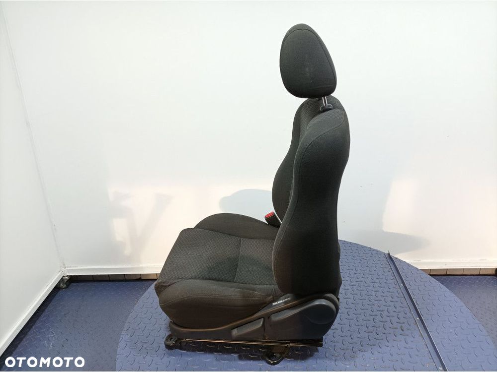 TOYOTA AVENSIS II T25 FOTEL KIEROWCY PRZÓD LEWY EU - 4