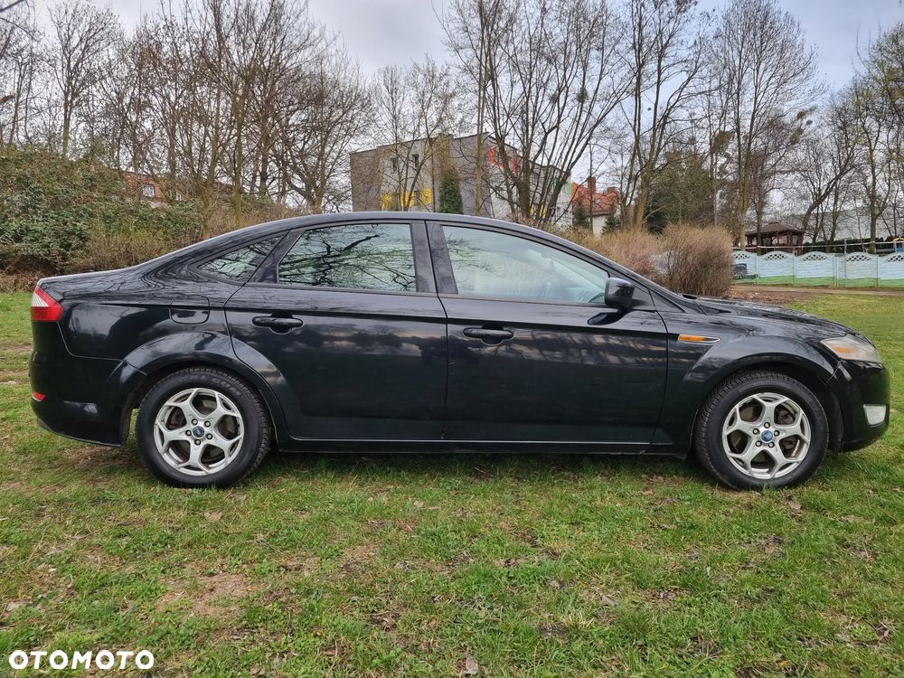Ford Mondeo 2.0 Trend - 8