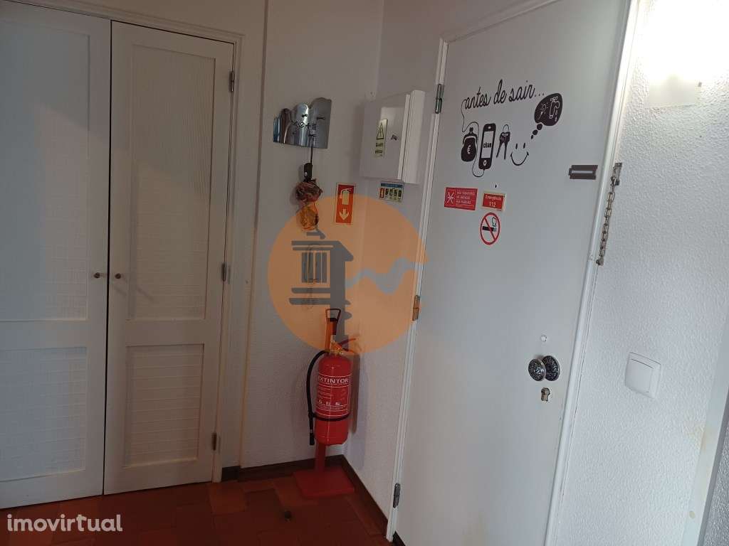 Apartamento T1 c/Elevador - Grande imagem: 2/24