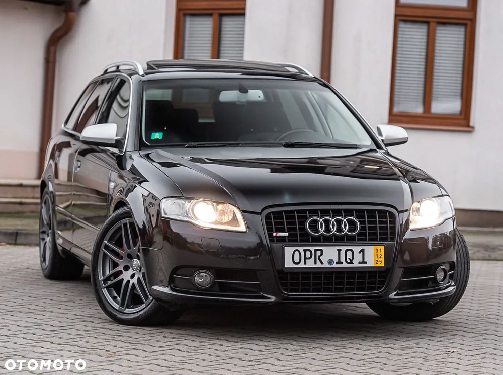 Audi A4 Avant 2.0 TDI DPF quattro - 1