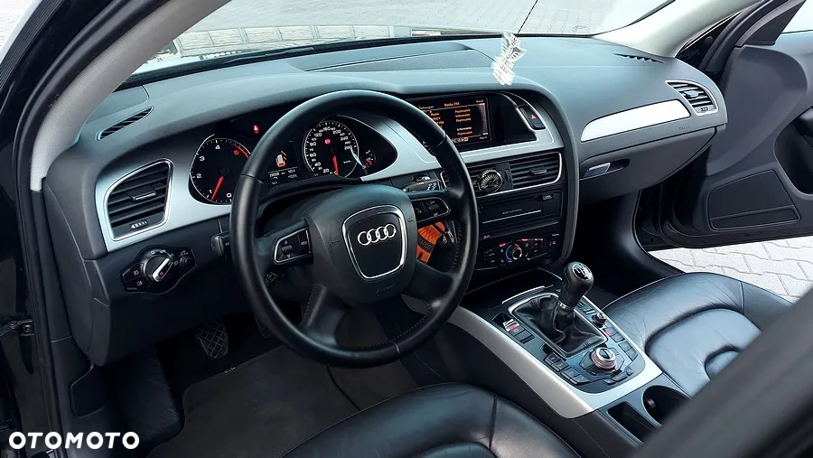 Audi A4 Avant 2.0 TDI DPF Ambition - 12