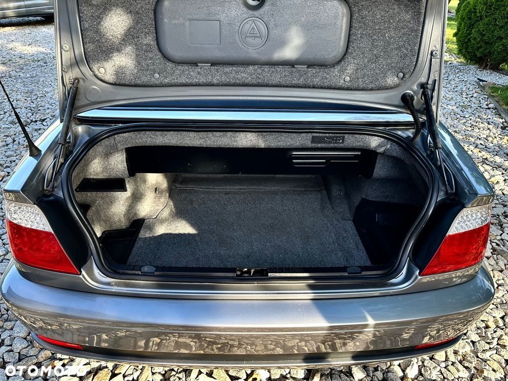 BMW Seria 3 320td Edition Lifestyle - 28