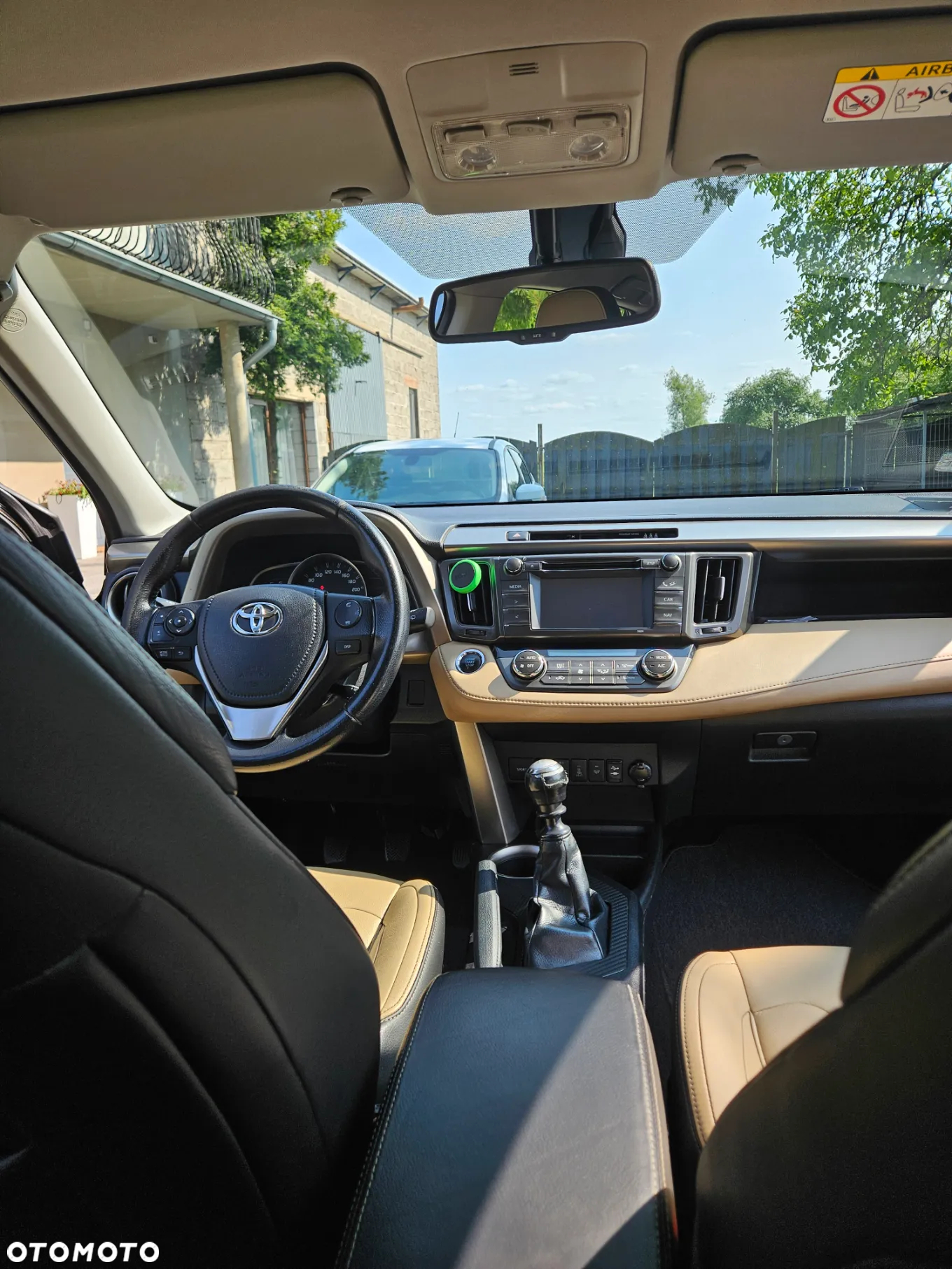 Toyota RAV4 2.0 D-4D Premium 4x2 - 13