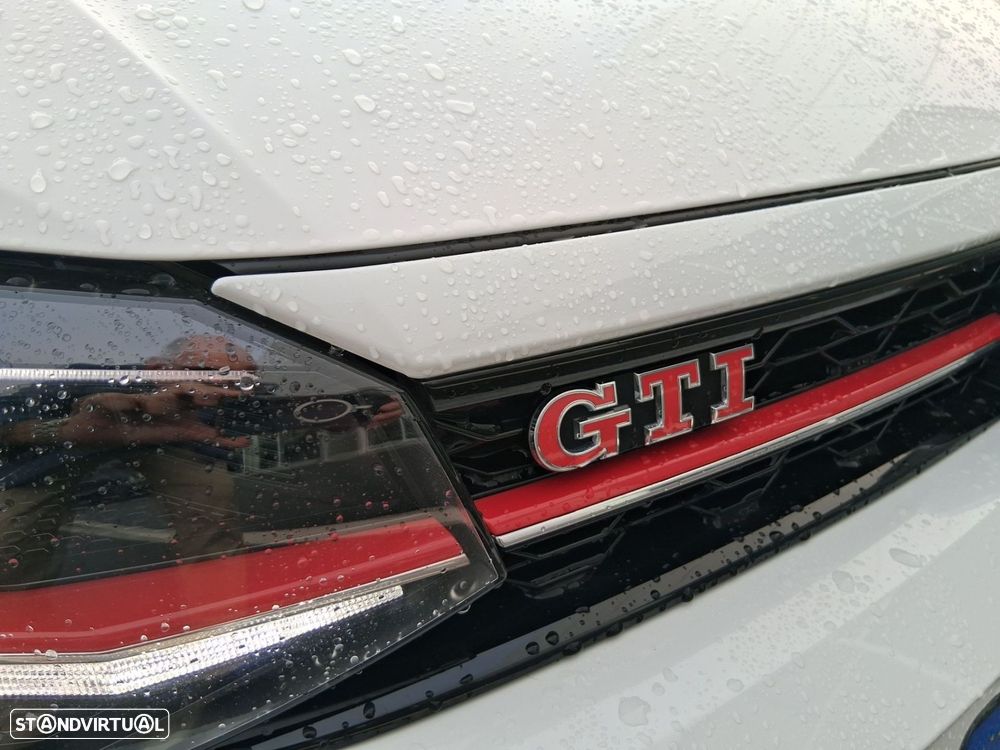 VW Polo 2.0 TSI GTI - 19
