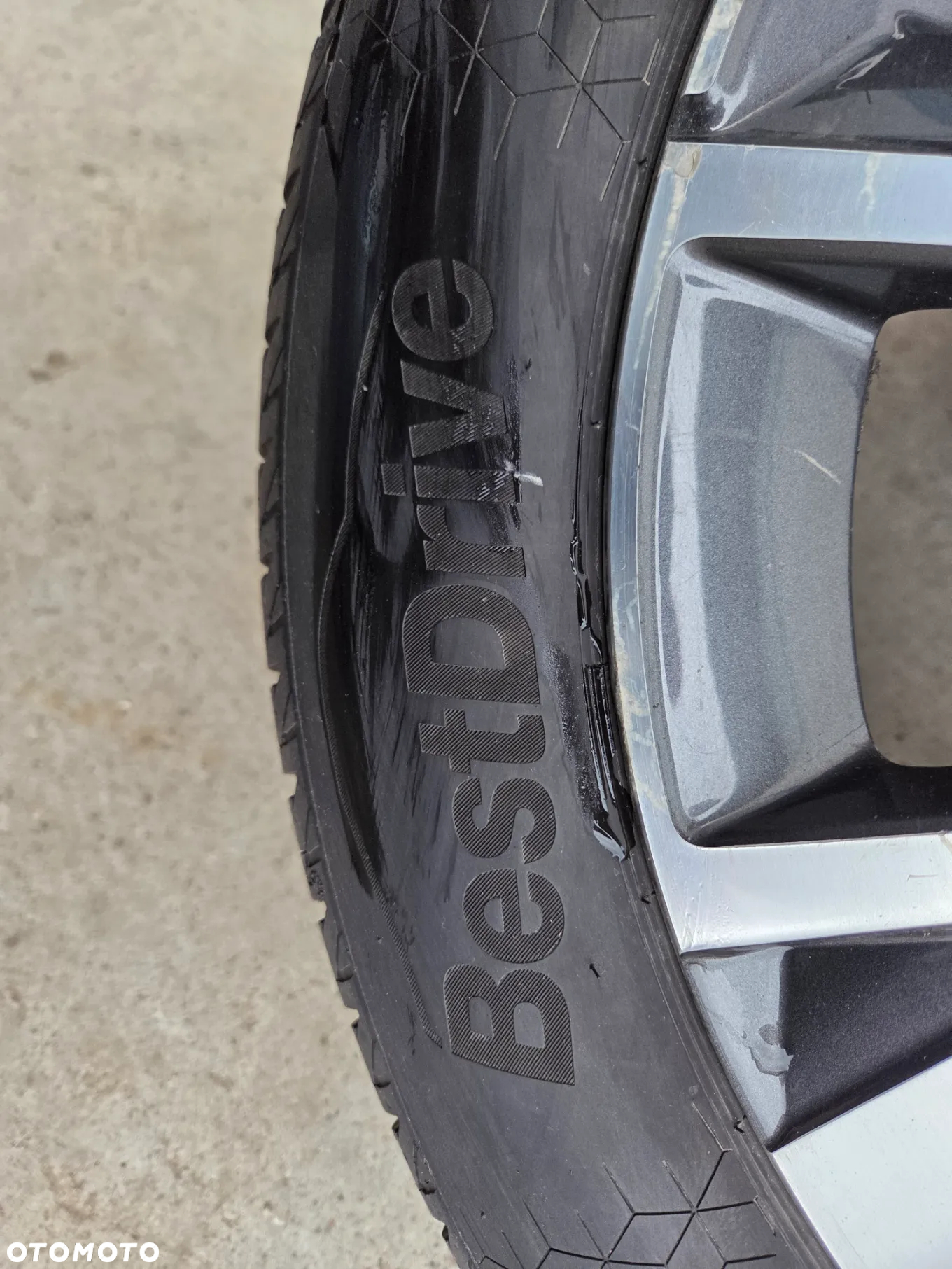 Koła felgi aluminiowe opony 17 cali Peugeot 508 II   5 x 108 - 7