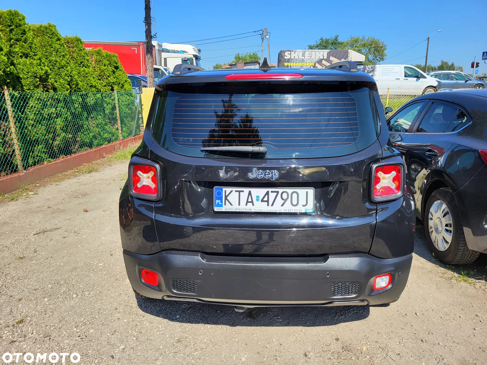Jeep Renegade - 12