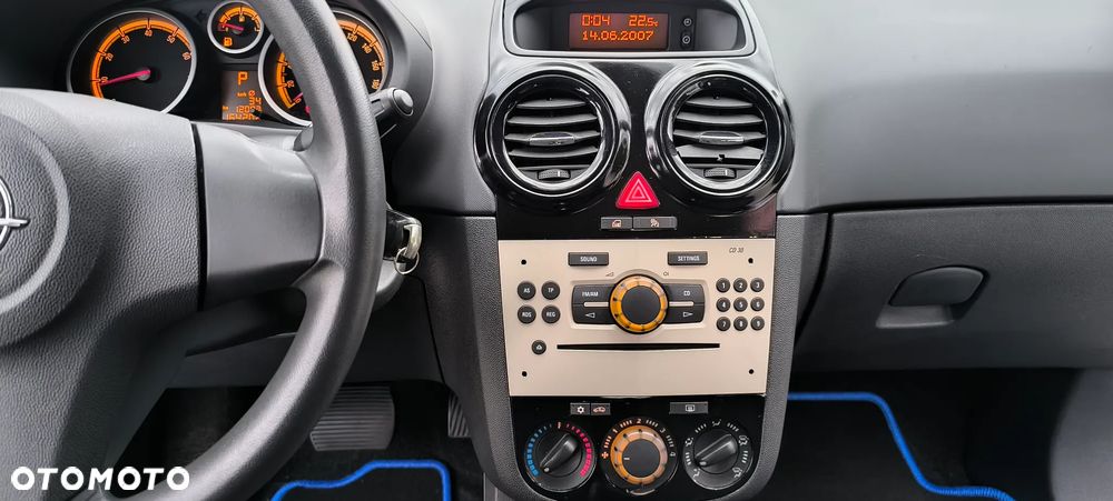 Opel Corsa - 8