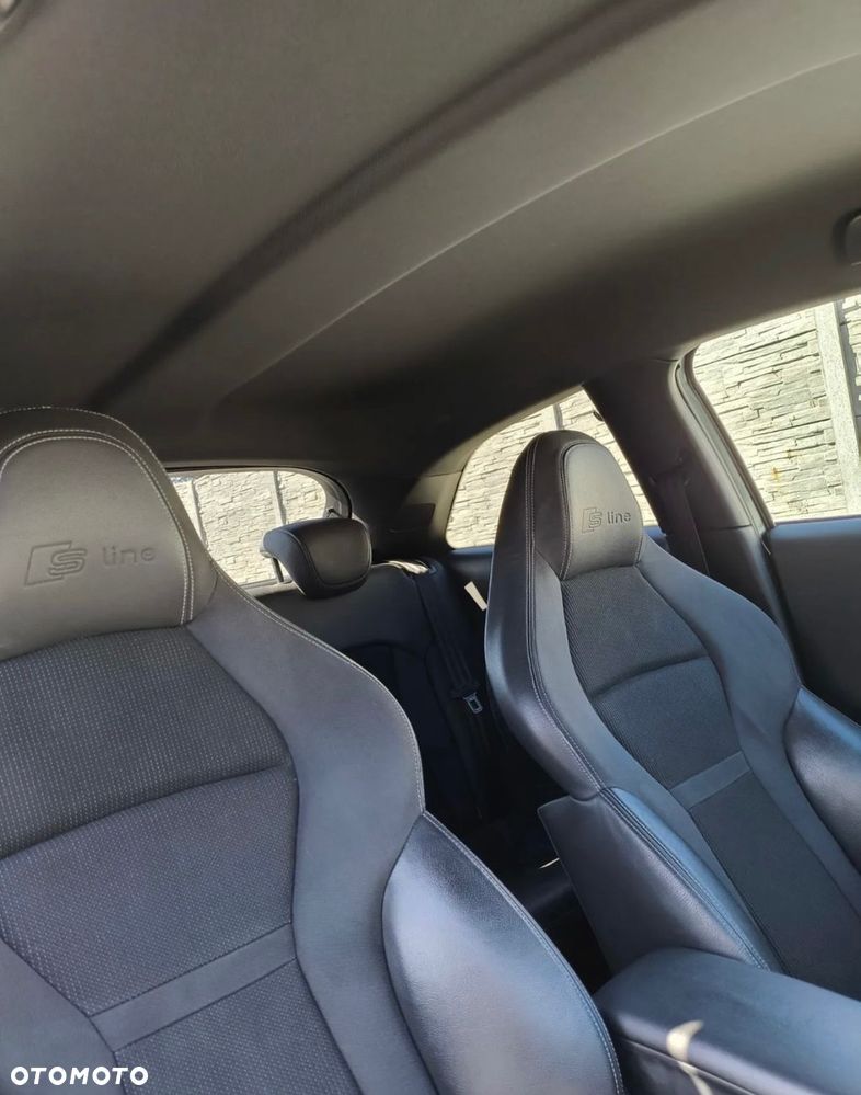 Audi A1 3-drzwiowe 1.6 TDI S line edition - 6