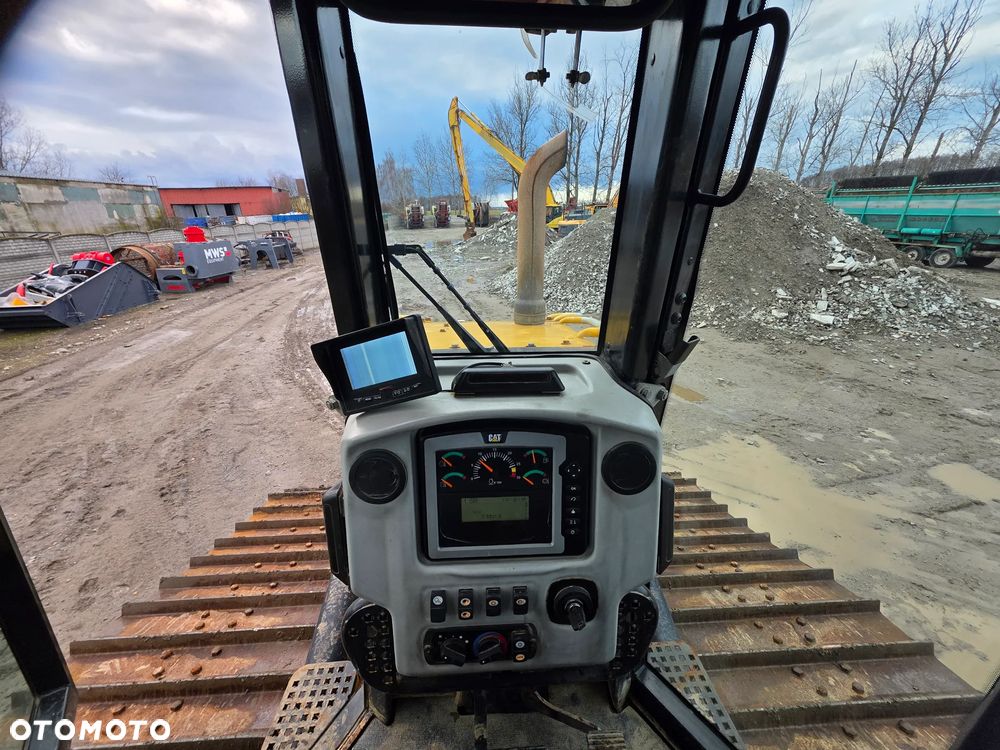 Caterpillar D6N LGP - 24