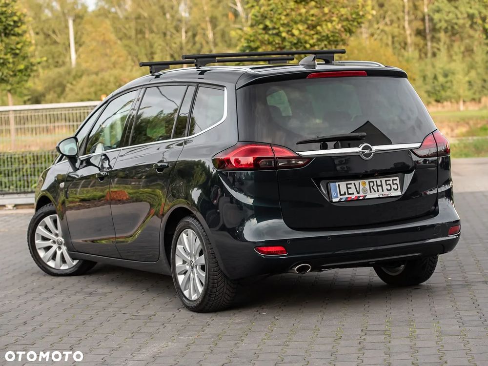 Opel Zafira - 10