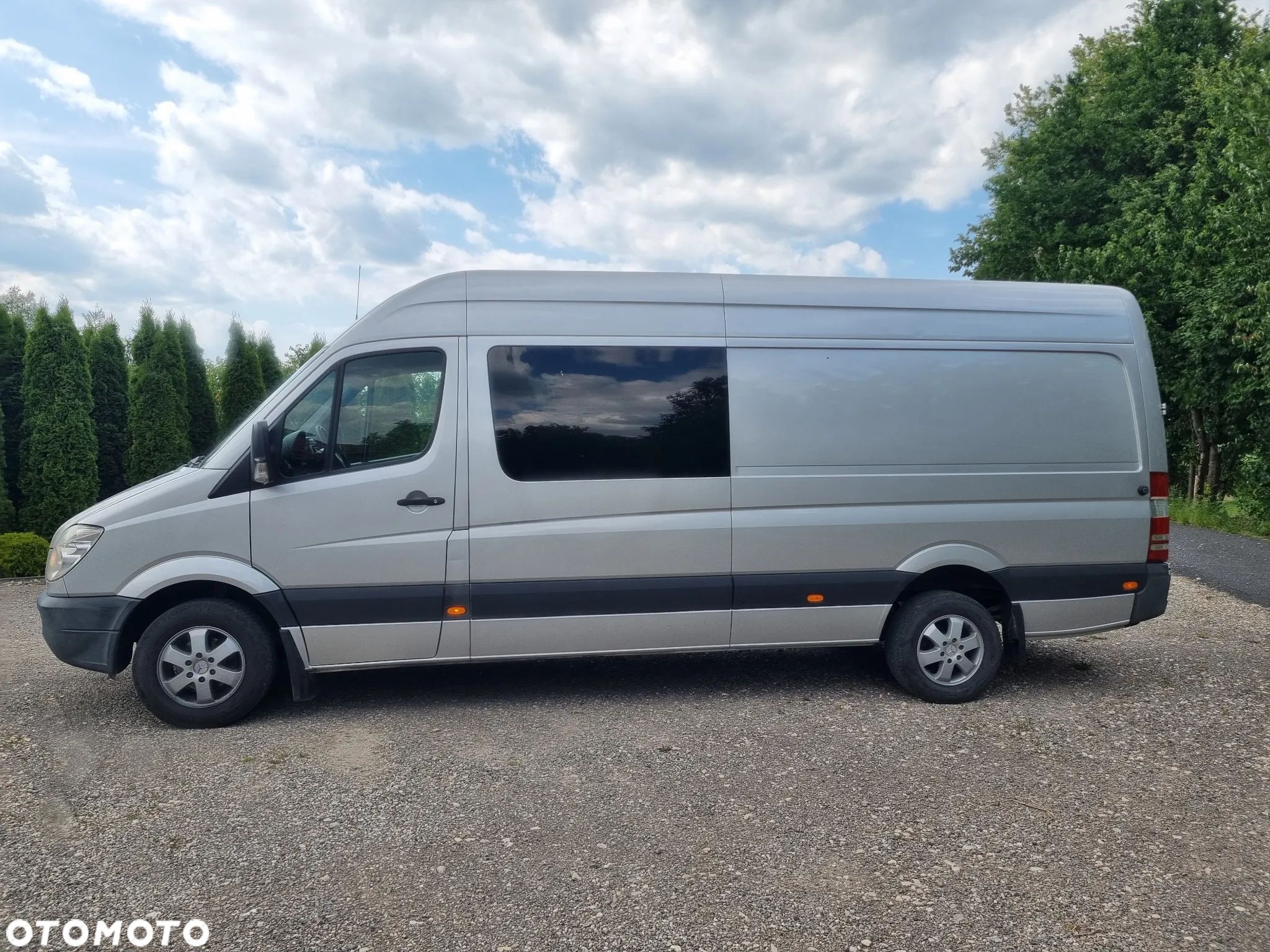 Mercedes-Benz Sprinter - 1