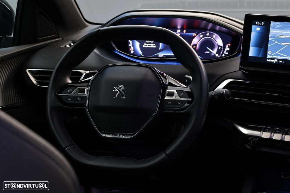 Peugeot 5008 1.2 PureTech Allure Pack EAT8 - 19