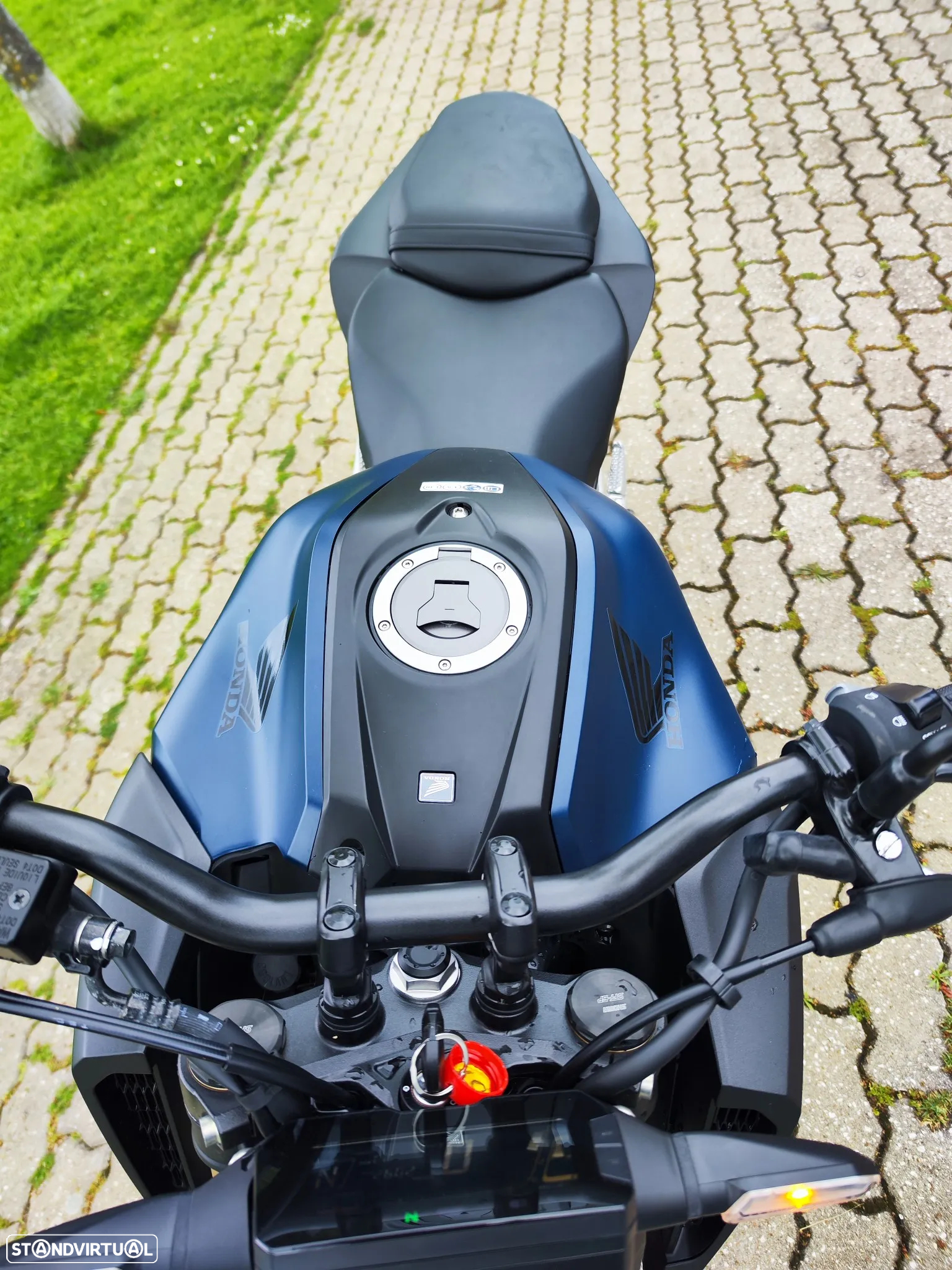 Honda CB 125 R - 4