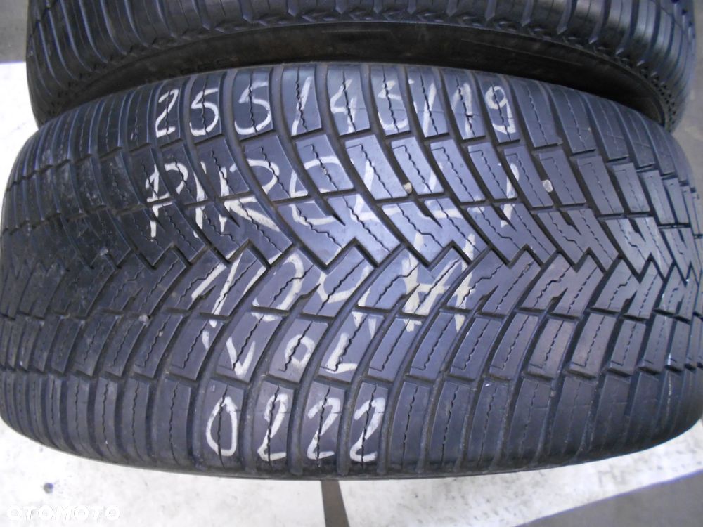 OPONY 255/45R19 PIRELLI SCORPION ALL SEASON SF2 VOL DOT 0323 / 0222 7.7MM - 3