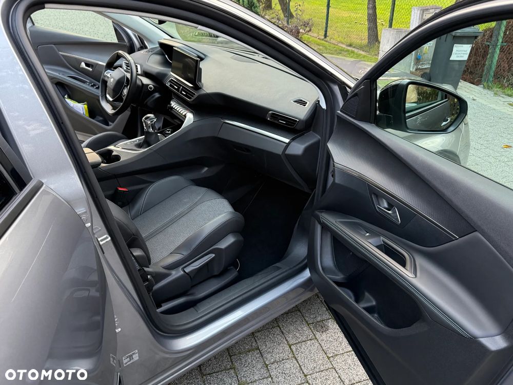 Peugeot 3008 1.2 PureTech Active S&S - 20