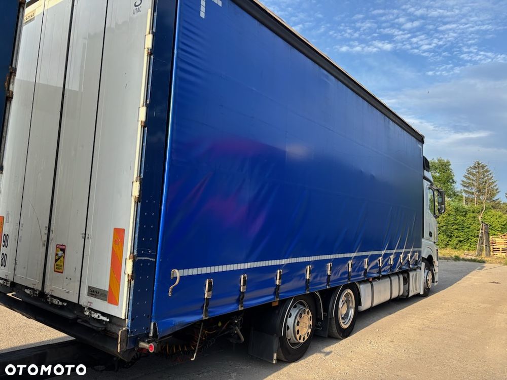 Mercedes-Benz Actros - 8