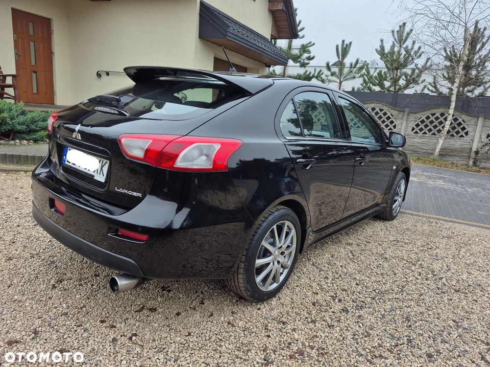 Mitsubishi Lancer 1.8 Intense - 14