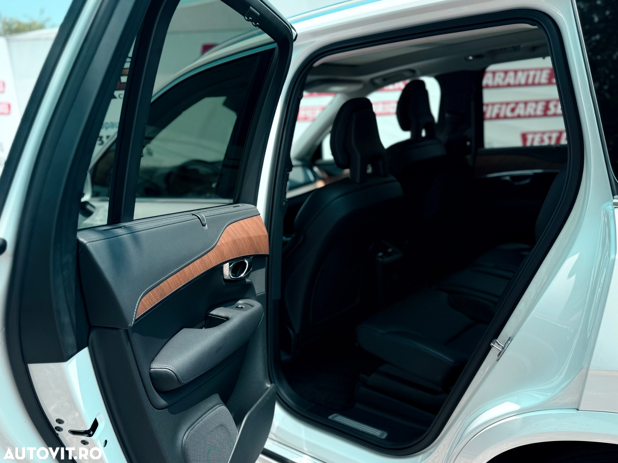 Volvo XC 90 T8 AWD Recharge Geartronic Inscription - 14
