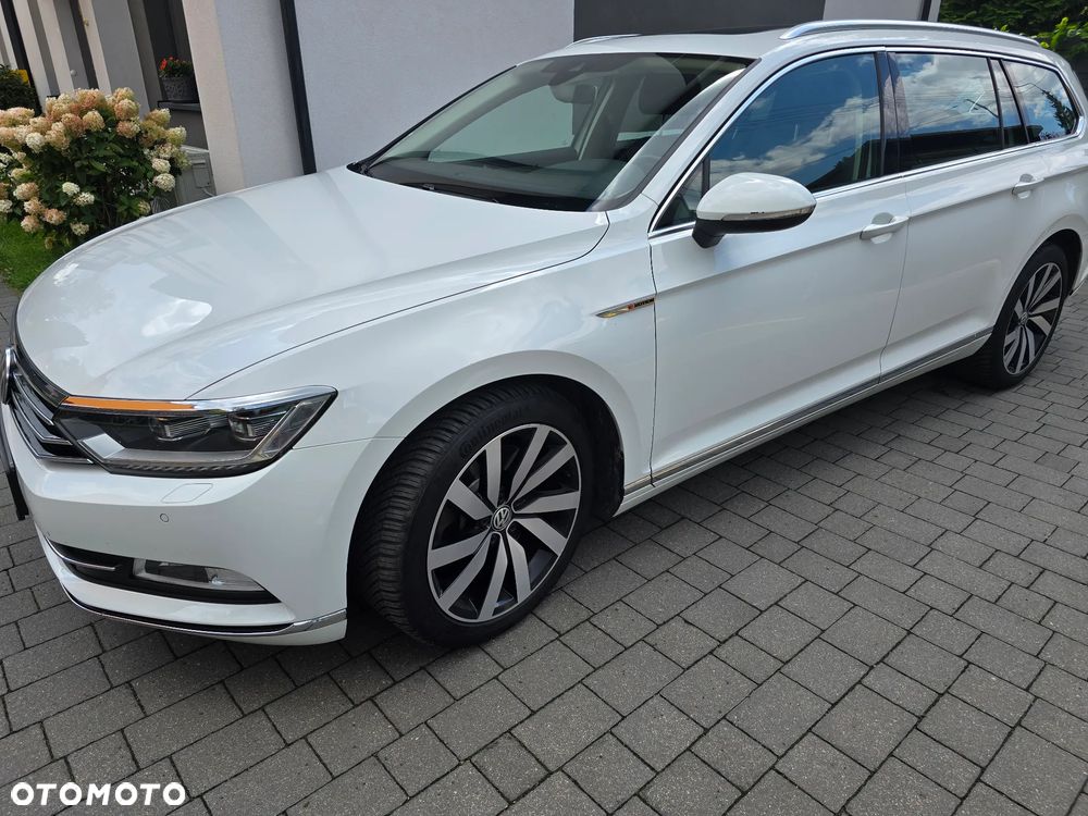 Volkswagen Passat - 2