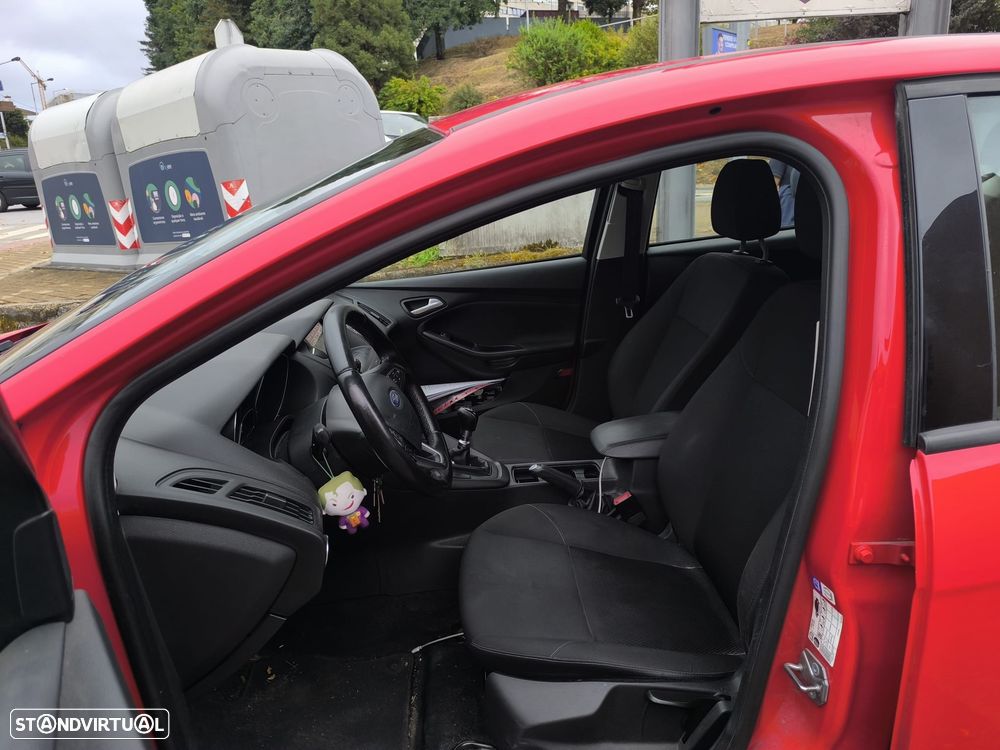 Ford Focus - 10