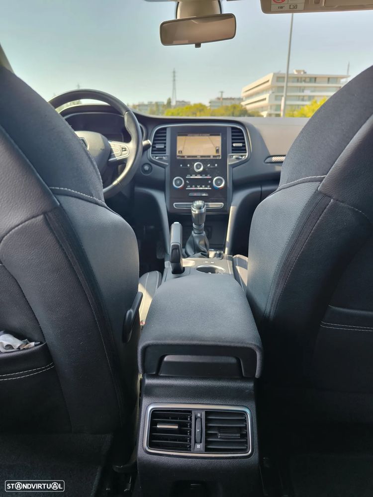 Renault Mégane Sport Tourer 1.5 dCi Limited - 6