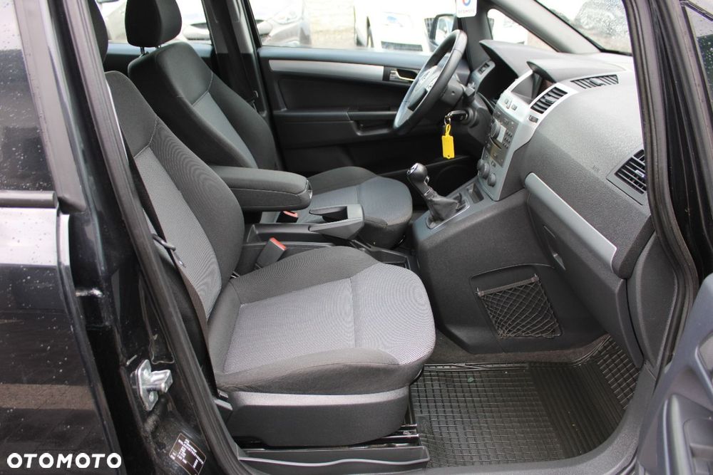 Opel Zafira - 21