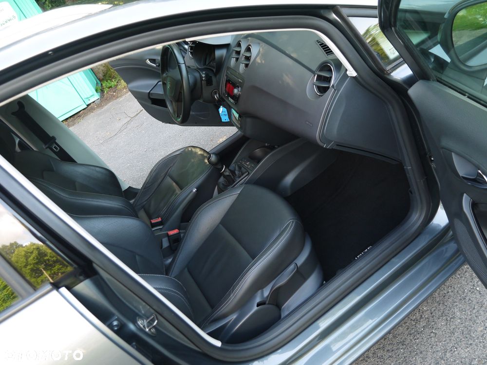 Seat Ibiza 1.4 16V Style Viva - 12