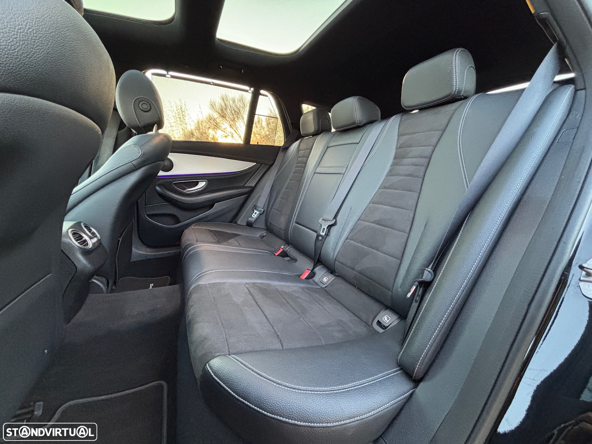Mercedes-Benz E 300 de AMG Line - 8