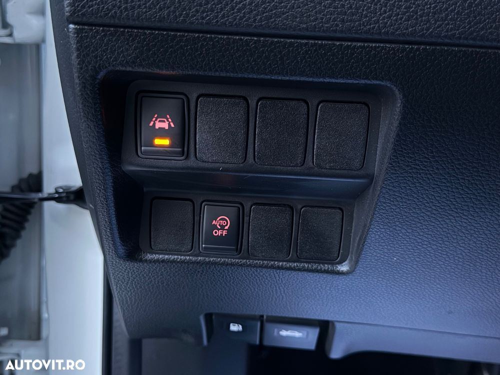 Nissan Qashqai 1.2 DIG-T TEKNA - 17