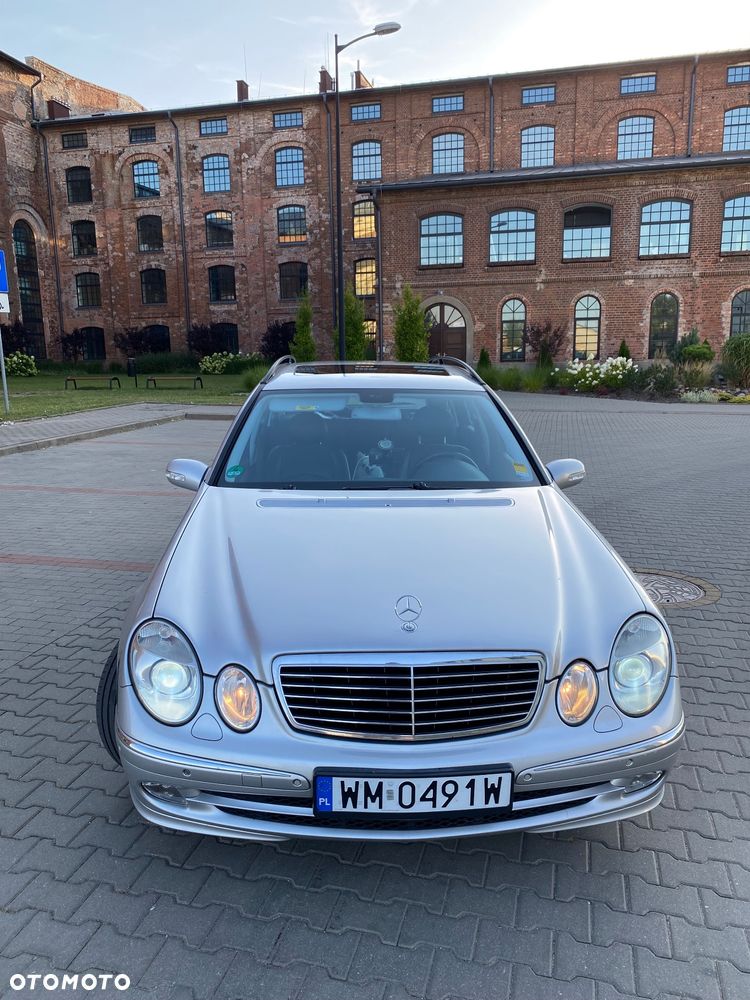 Mercedes-Benz Klasa E 500 4-Matic T Avantgarde - 1