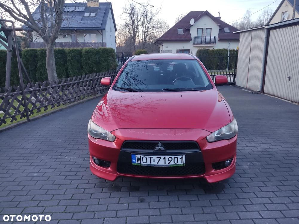 Mitsubishi Lancer - 1