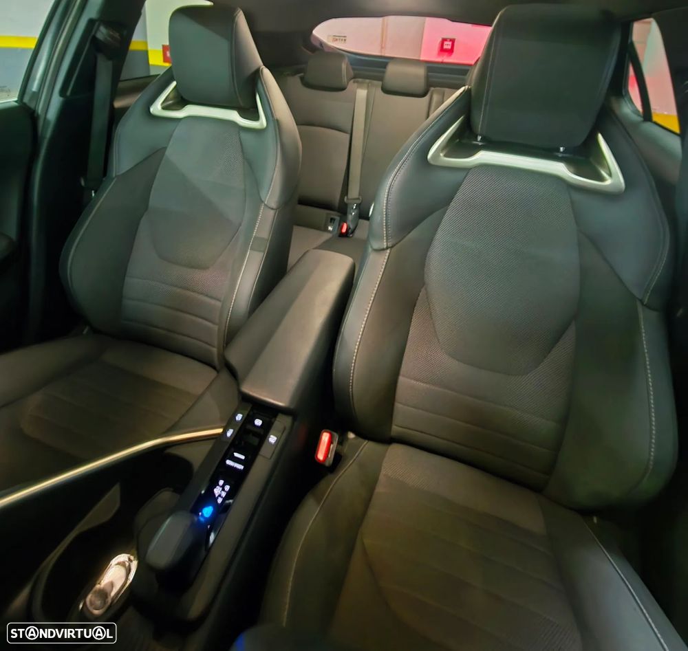 Toyota C-HR 1.8 Hybrid Lounge - 10