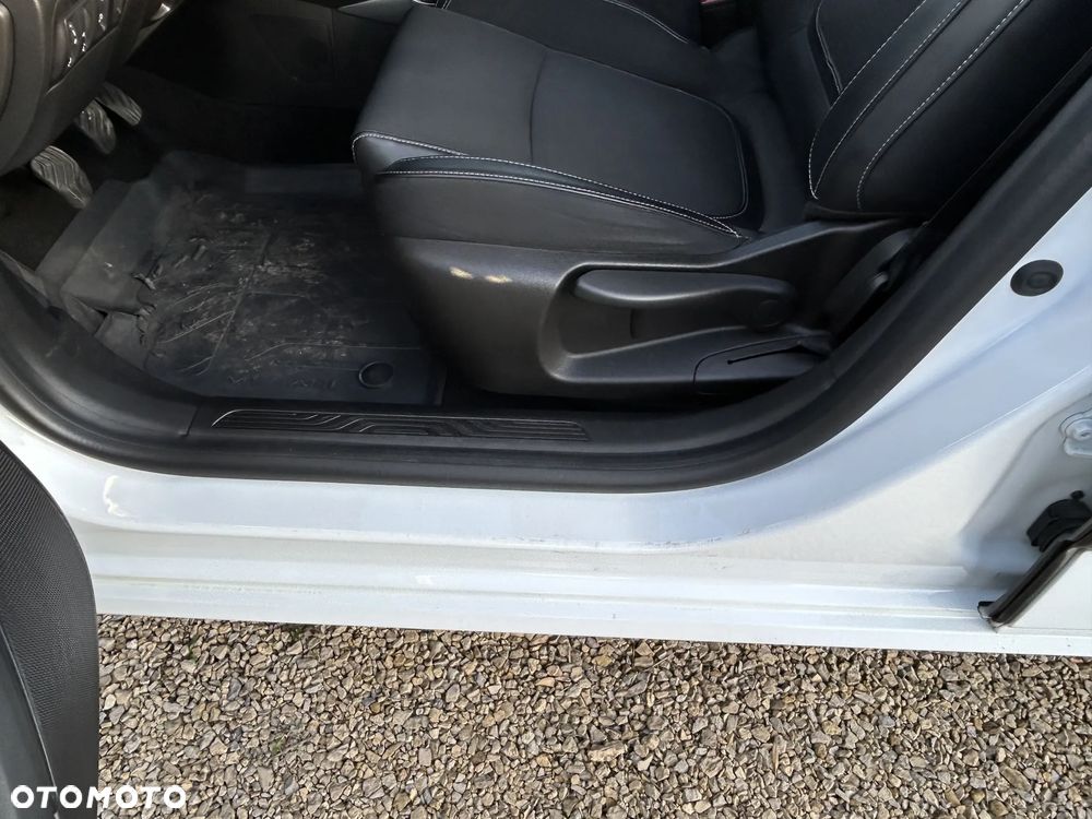 Renault Megane 1.3 TCe FAP Intens - 28