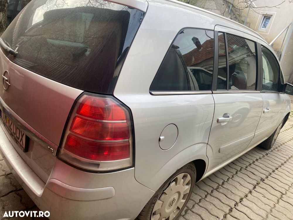 Opel Zafira - 3