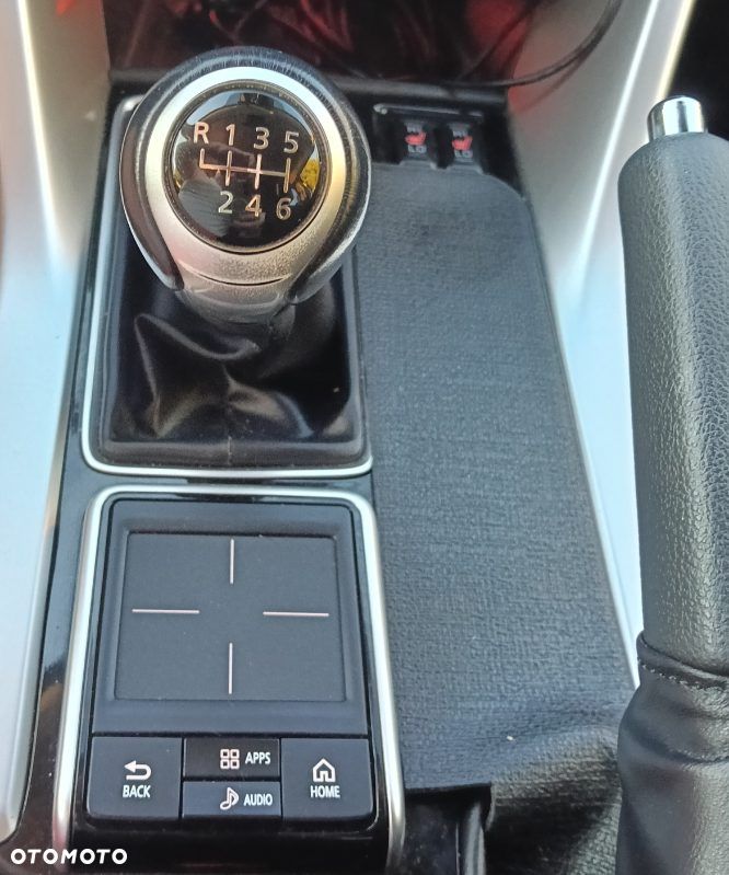 Mitsubishi Eclipse Cross 1.5 T Invite Plus - 17