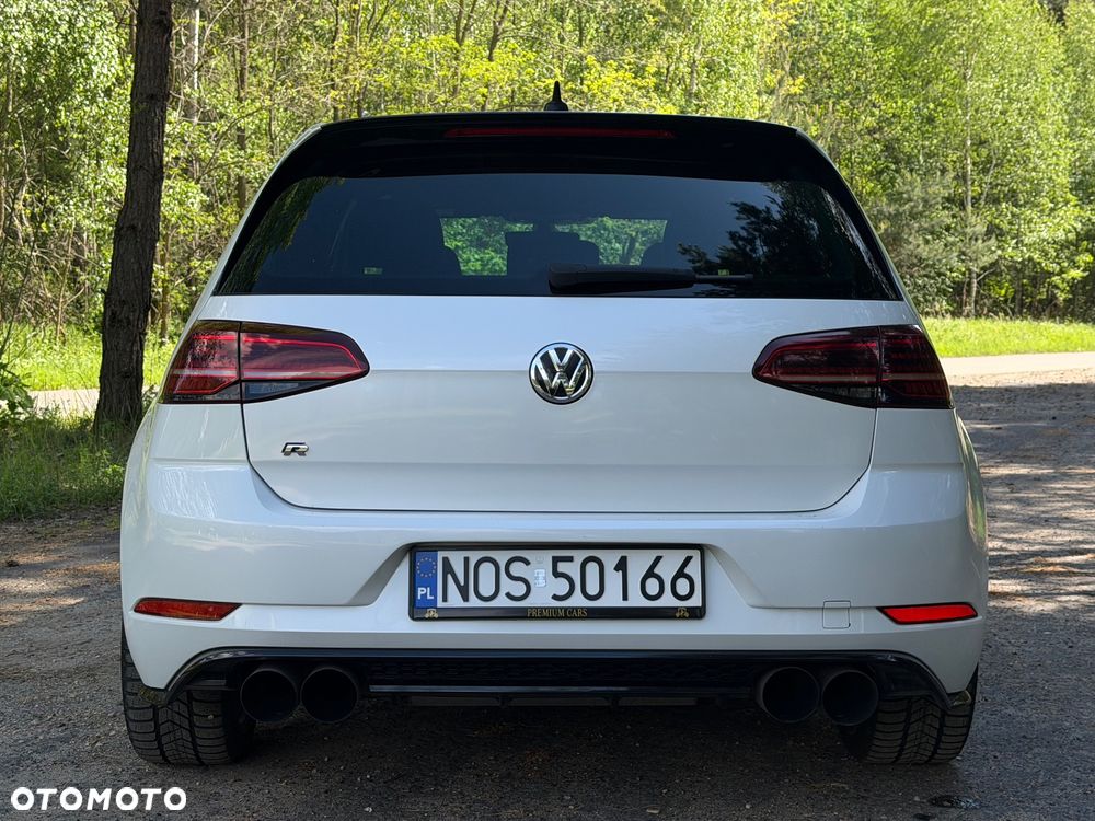 Volkswagen Golf - 7