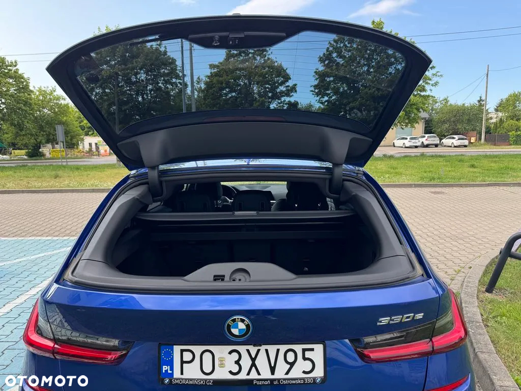 BMW Seria 3 330e M Sport sport - 15