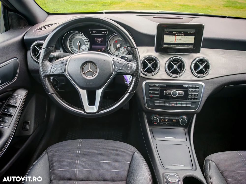 Mercedes-Benz CLA - 10