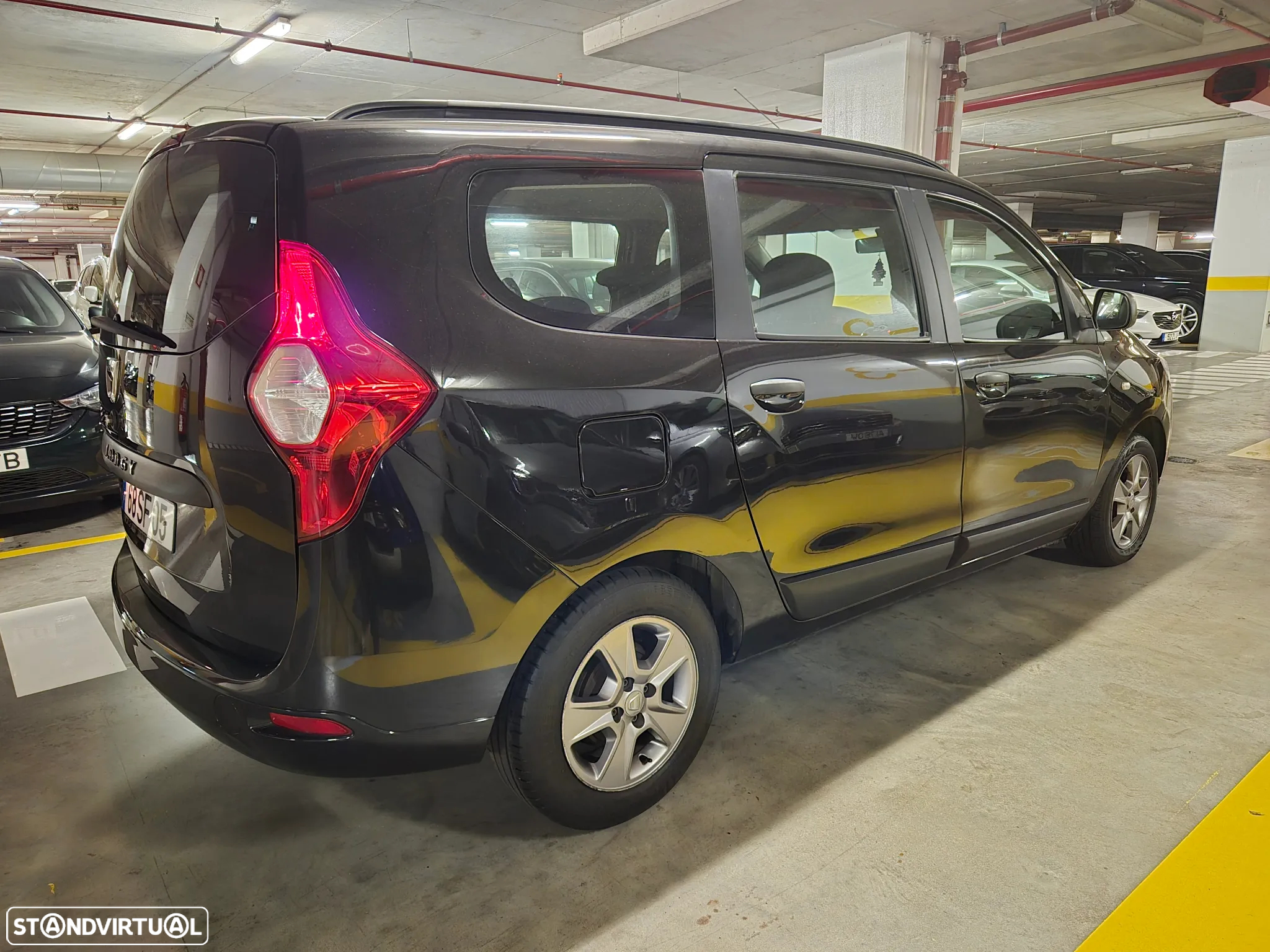 Dacia Lodgy 1.2 TCe Confort 7L - 5