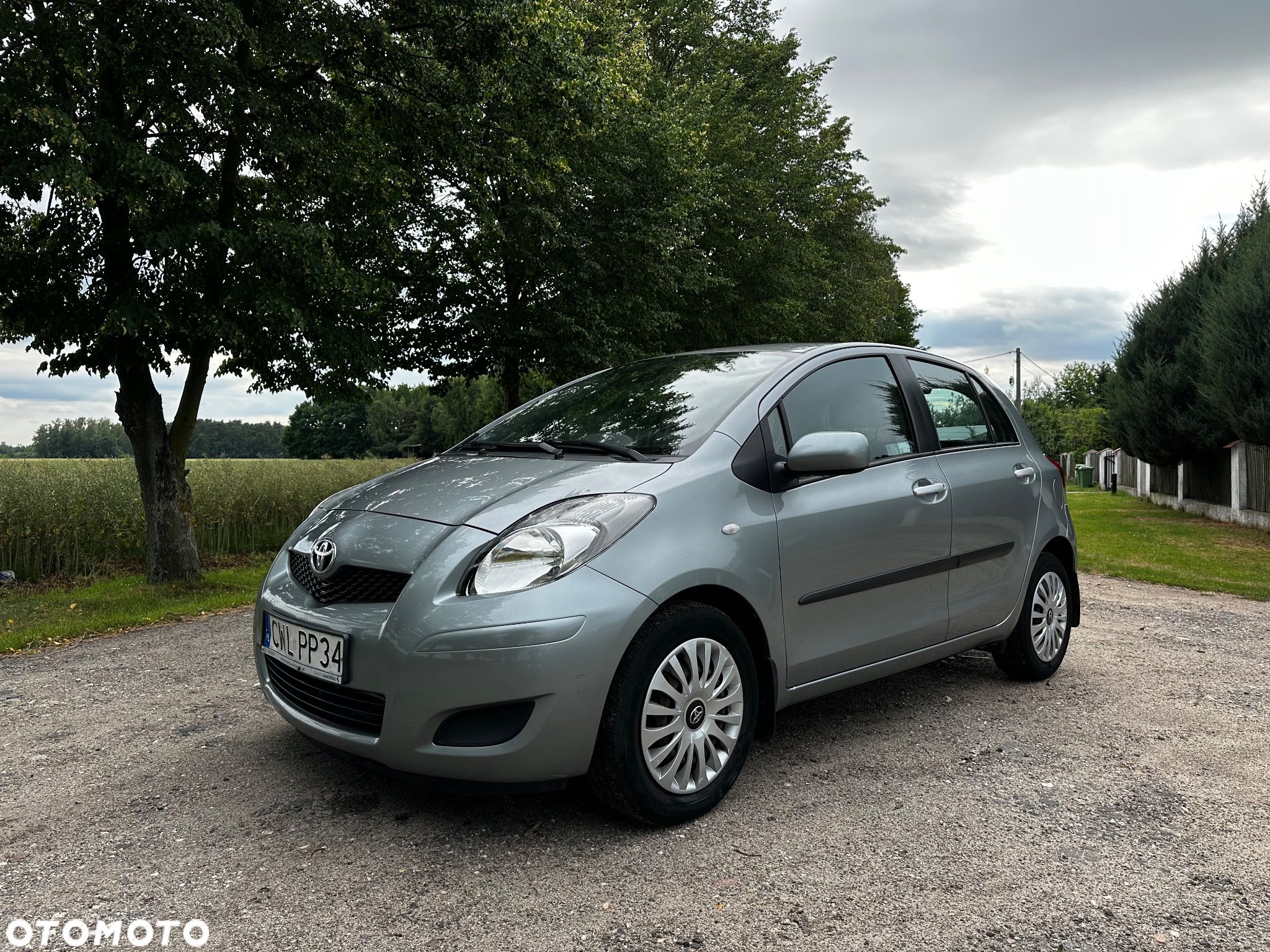 Toyota Yaris 1.33 Luna - 1