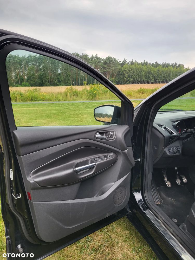Ford Kuga 2.0 TDCi AWD ST-Line - 12