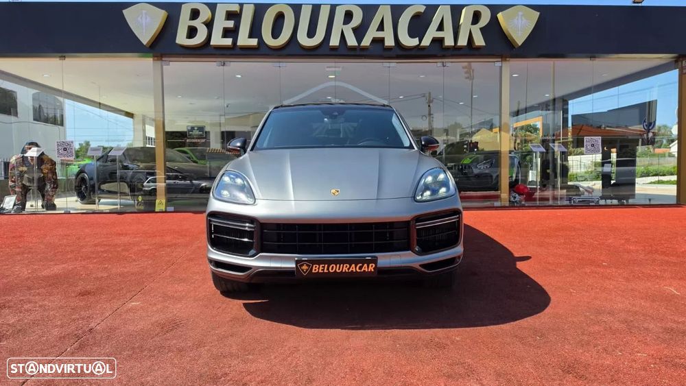Porsche Cayenne Turbo S E-Hybrid - 2