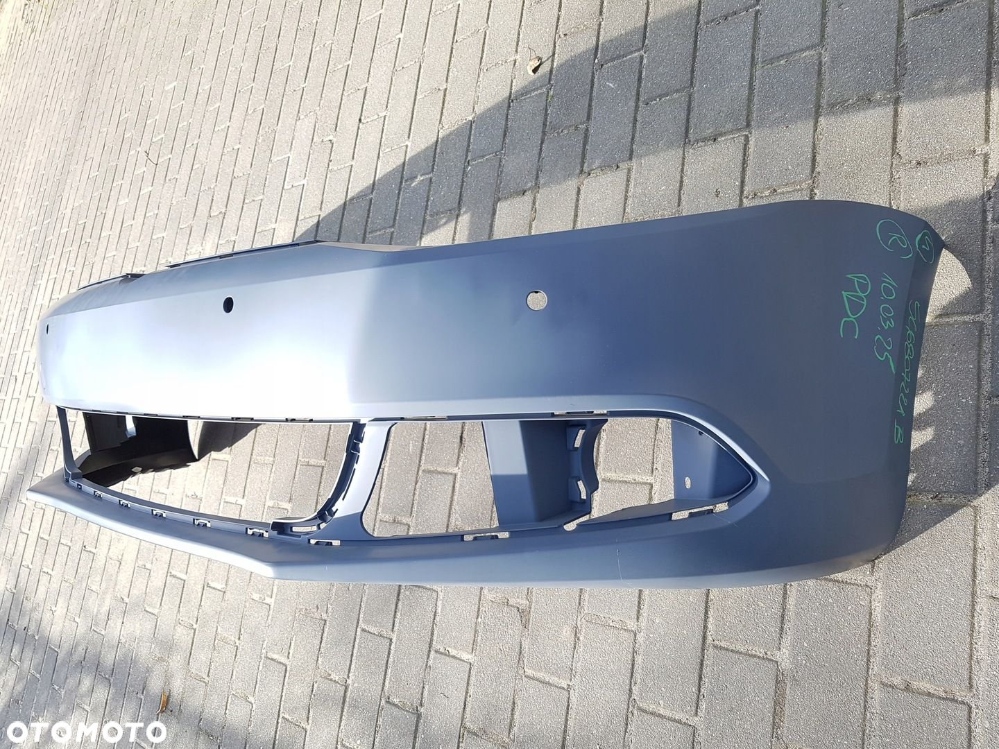 VW JETTA 10-15 zderzak przód 5C6807221B PDC - 4