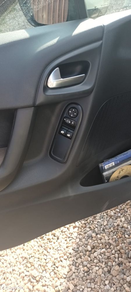 Citroën C3 1.6 HDI Exclusive - 5