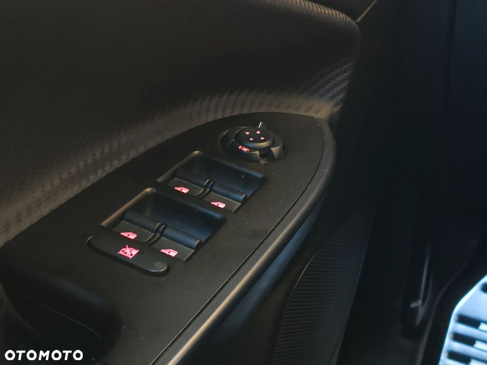Alfa Romeo Giulietta 2.0 JTDM Exclusive TCT - 18