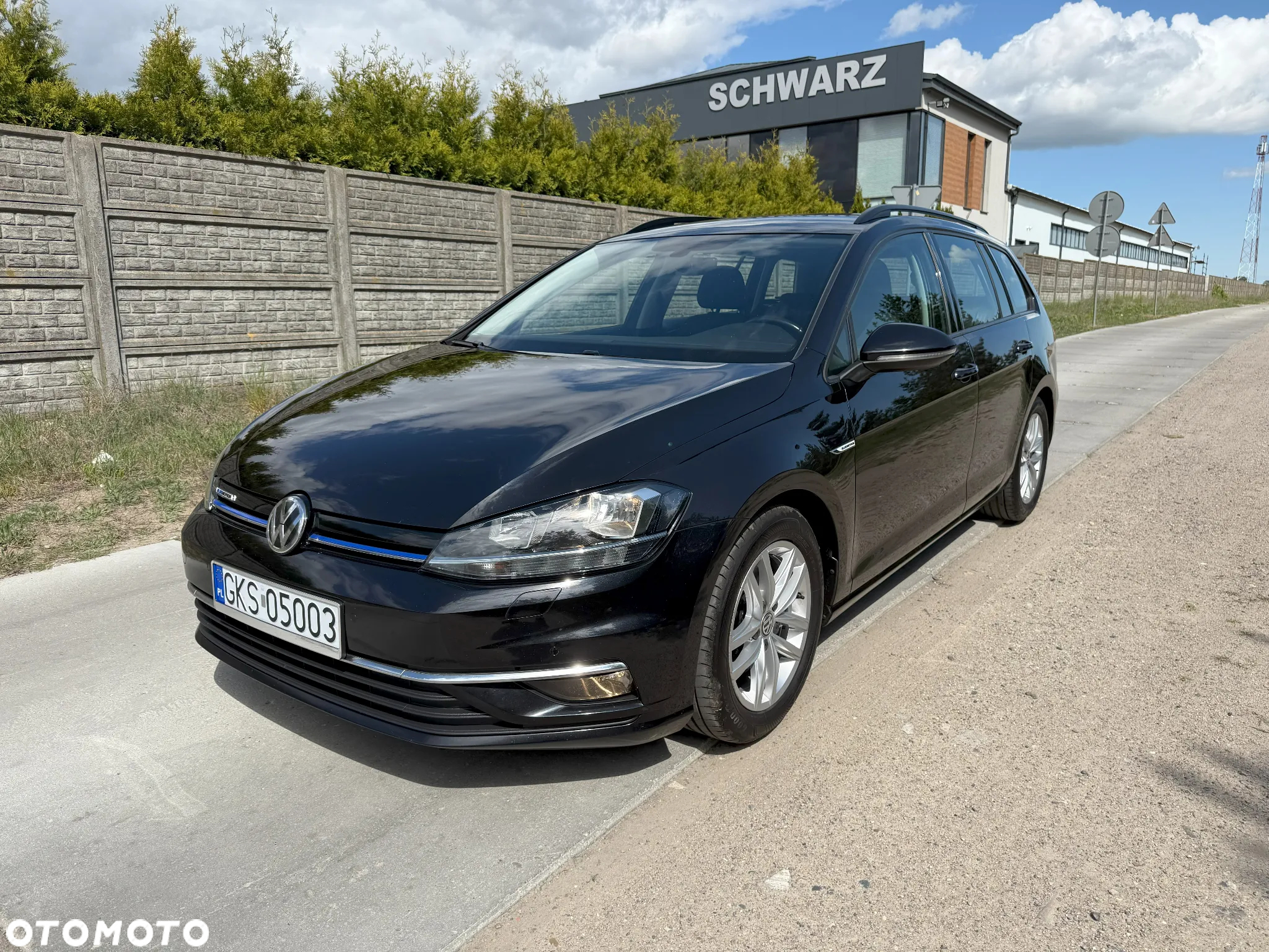 Volkswagen Golf 1.5 TSI ACT OPF BlueMotion Comfortline - 2