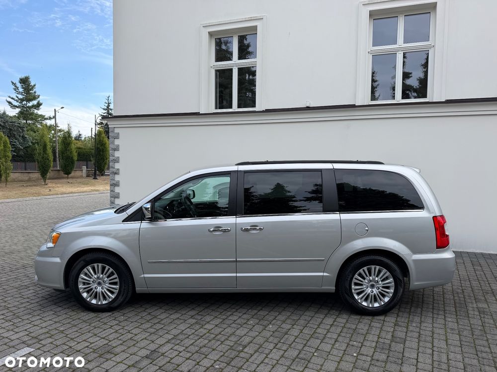 Lancia Voyager 3.6 Silver Euro6 - 14